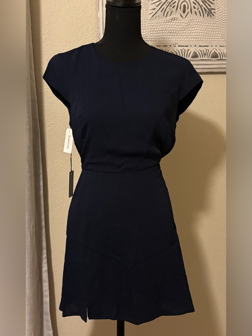 BABATON Hamptons Mini Dress open back size 2 Aritzia - Picture 3 of 16